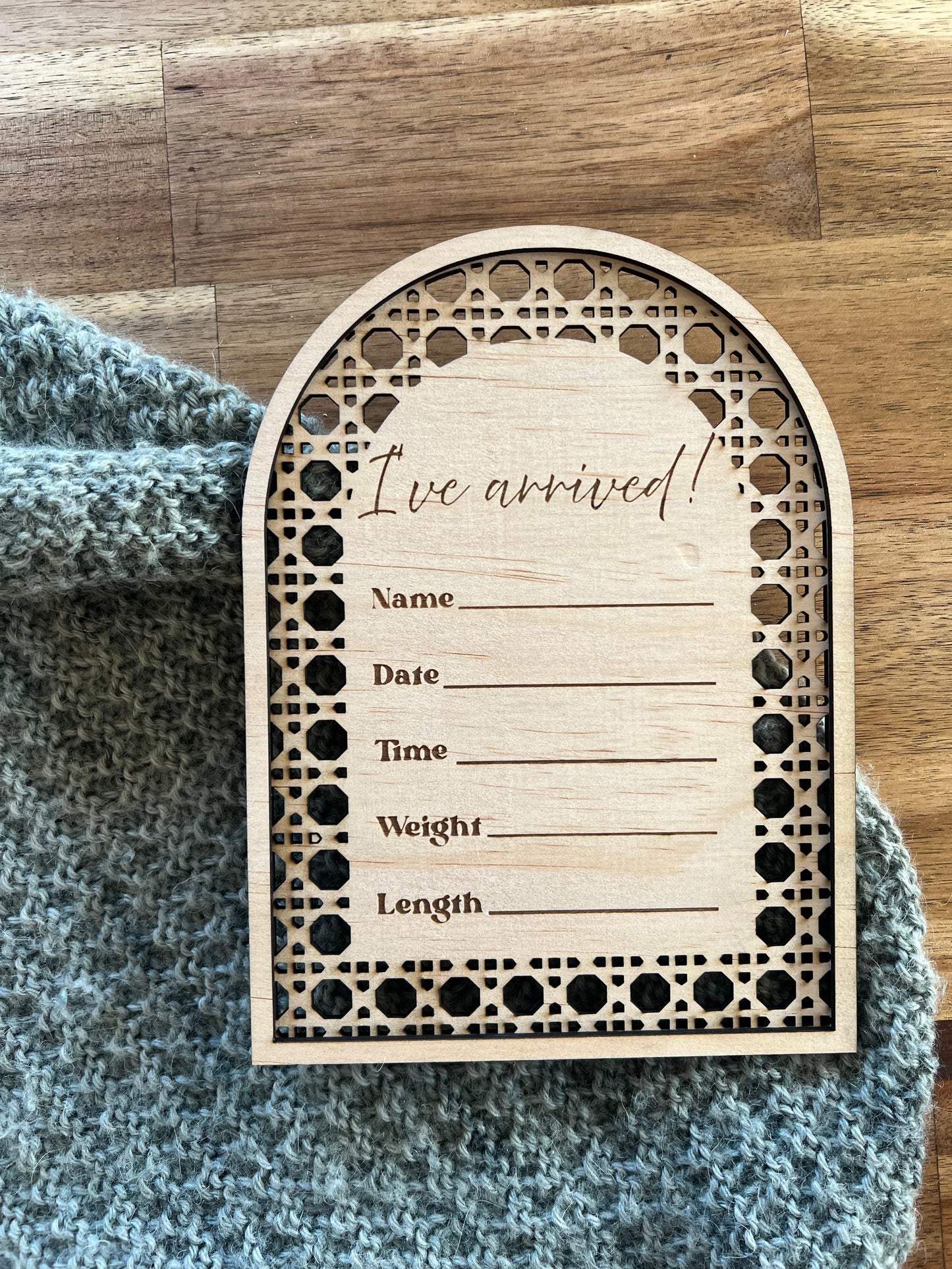 ‘I’ve Arrived’ Arch Birth Announcement Plaque