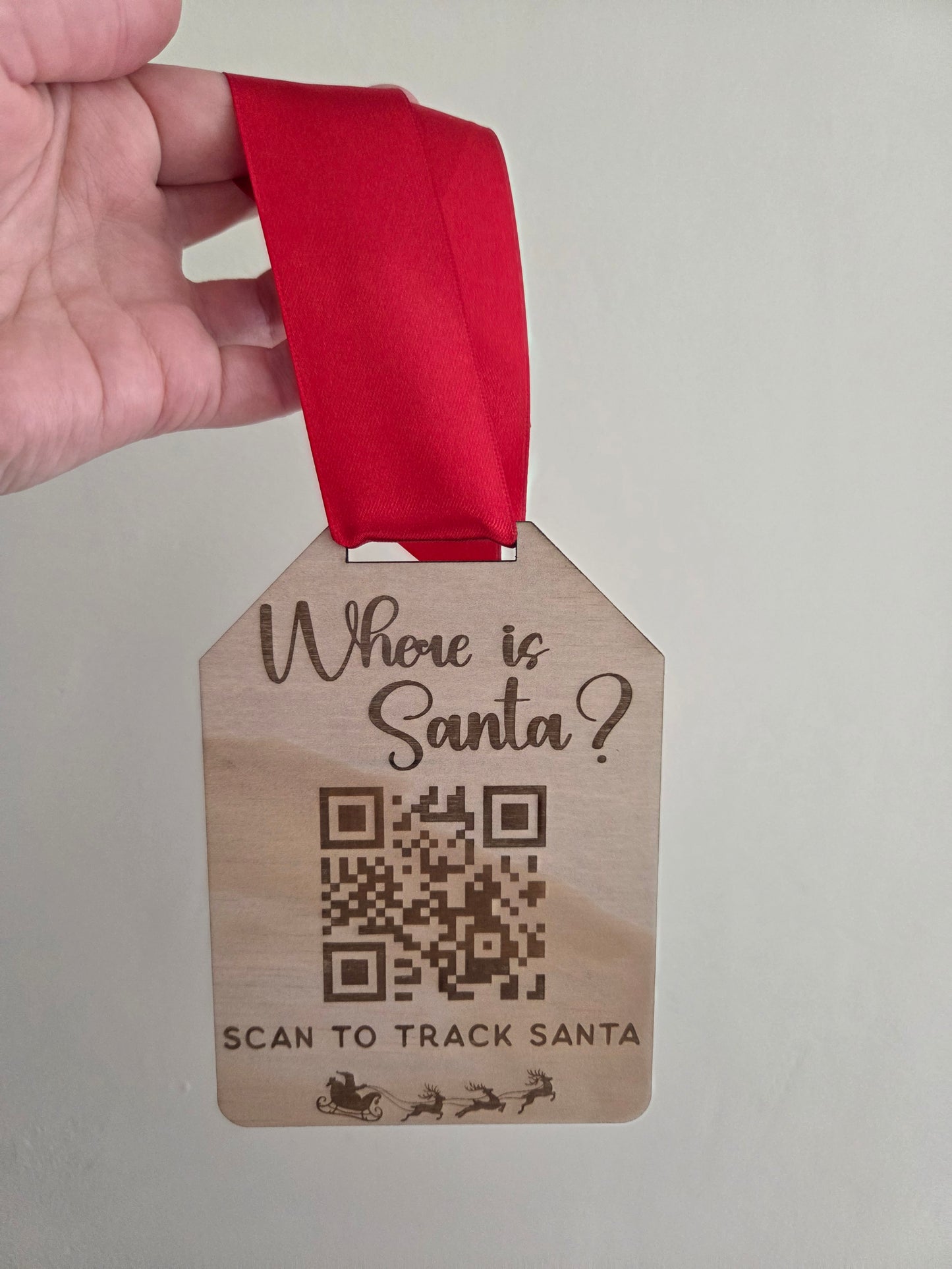 "Where is Santa?" QR Code Tracker