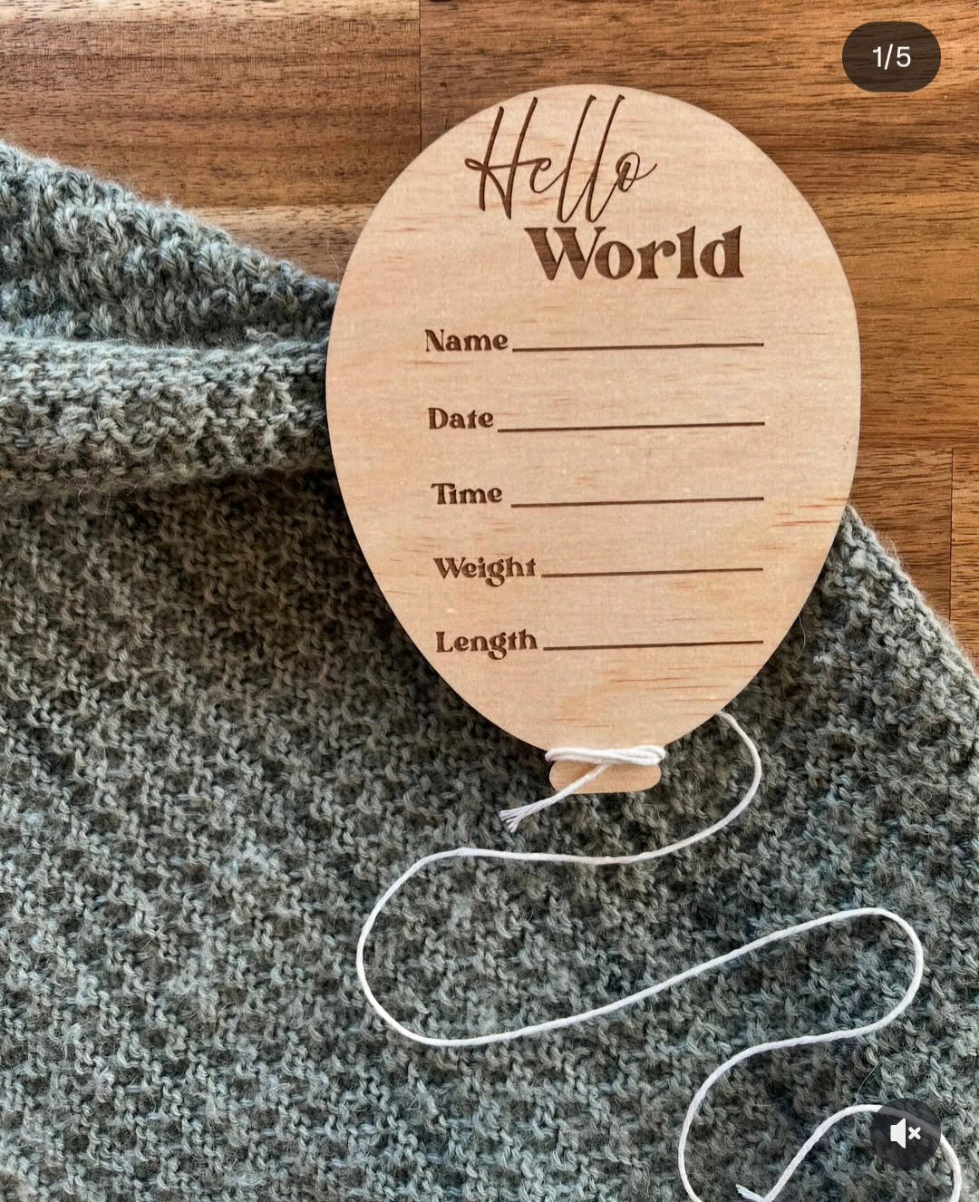 'Hello World' Balloon Newborn Announcement Plaque