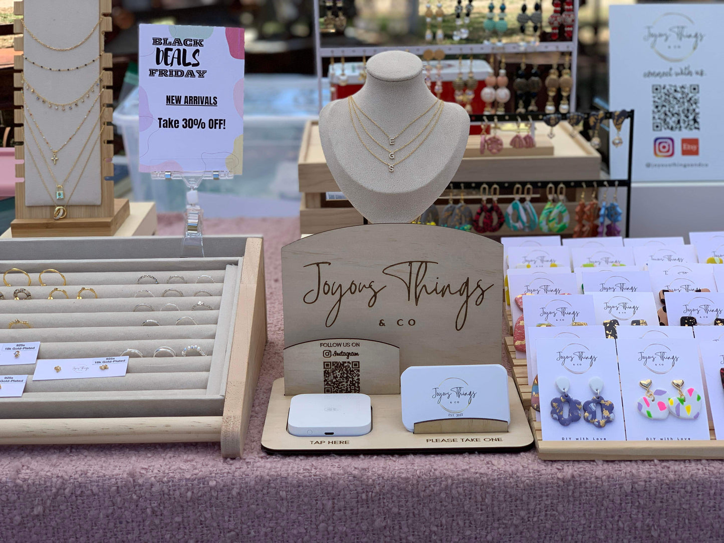 Square Reader Business Stand - Plywood