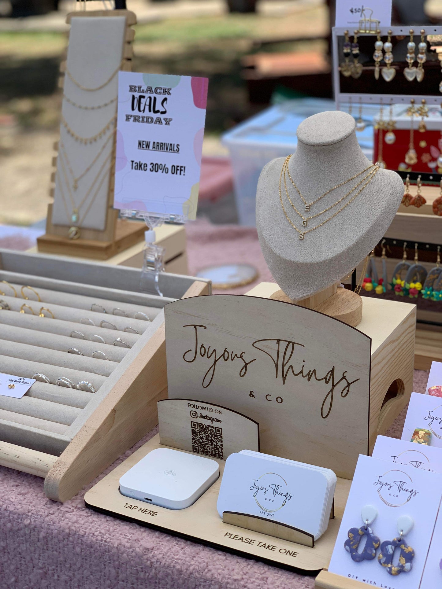 Square Reader Business Stand - Plywood