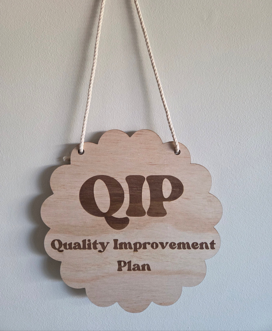 Scalloped Shaped QIP Hanging Sign
